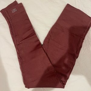 SET ACTIVE like new sz small color pink